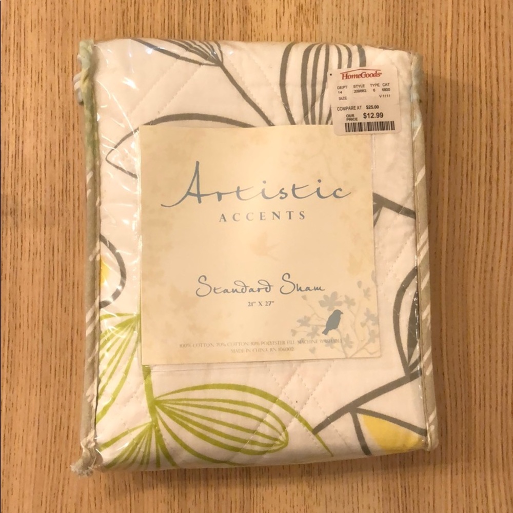 🦥 2 Yellow, Grey & Green Flowery Pillow Shams